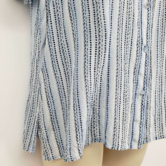 Blouses Size Lg Button Front Short Sleeves Stripes - Picture 3 of 7